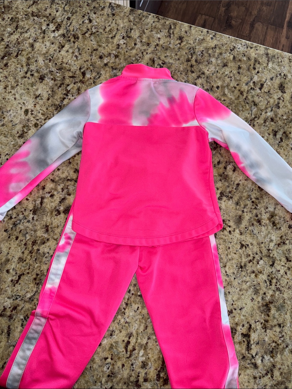 Nike Girl bright Pink and White Zip-Front Set - Picture 10 of 10